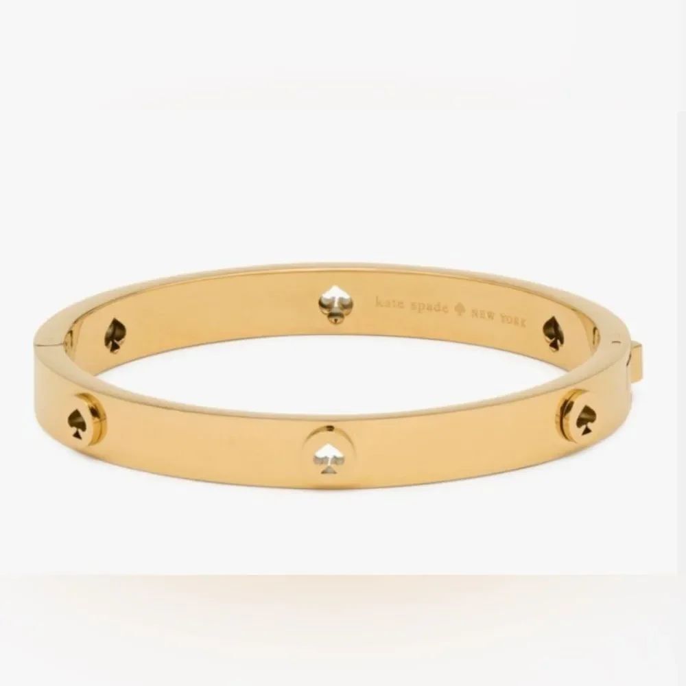 Kate Spade New York Gold Spot the Spade Hinged Bangle Bracelet NWT